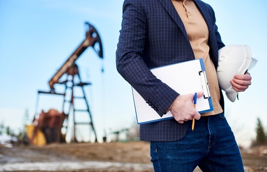 Investor onsite for oil and gas Direct Participation Programs research